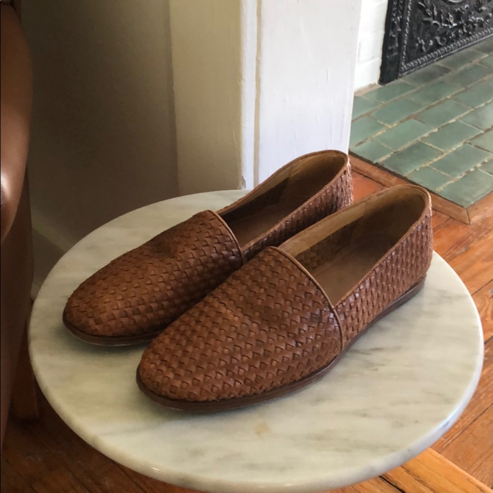 Men’s Nisolo woven leather loafers